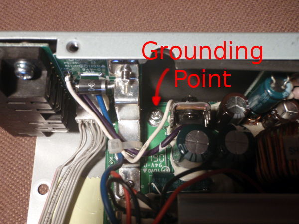 Secondary ground point Masse de puissance secondaire