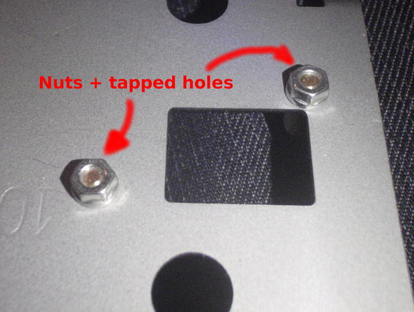 Jammed Nuts on standoffs Contre-écrous sur entretoises