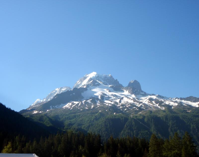 Aiguille verte and les Drus from Montroc