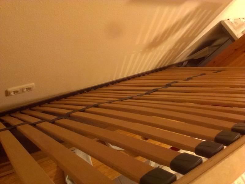 Slats were all bent and had different spring rates, possibly due to humidity or wearout, so I changed all of them