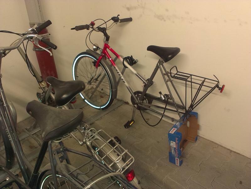 The bike has been a bit noisy and rattly during the last months, and the rear brake wasn’t operating properly