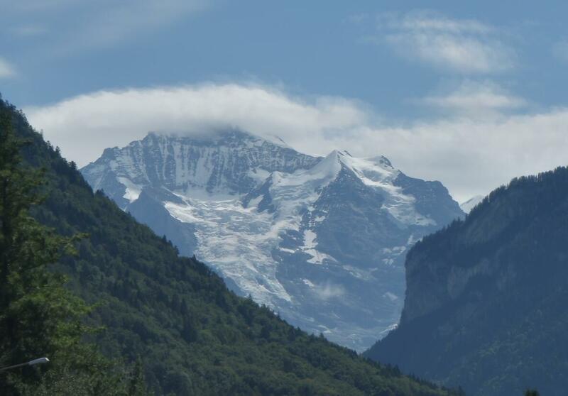 Massif de la Jungfrau depuis Interlaken