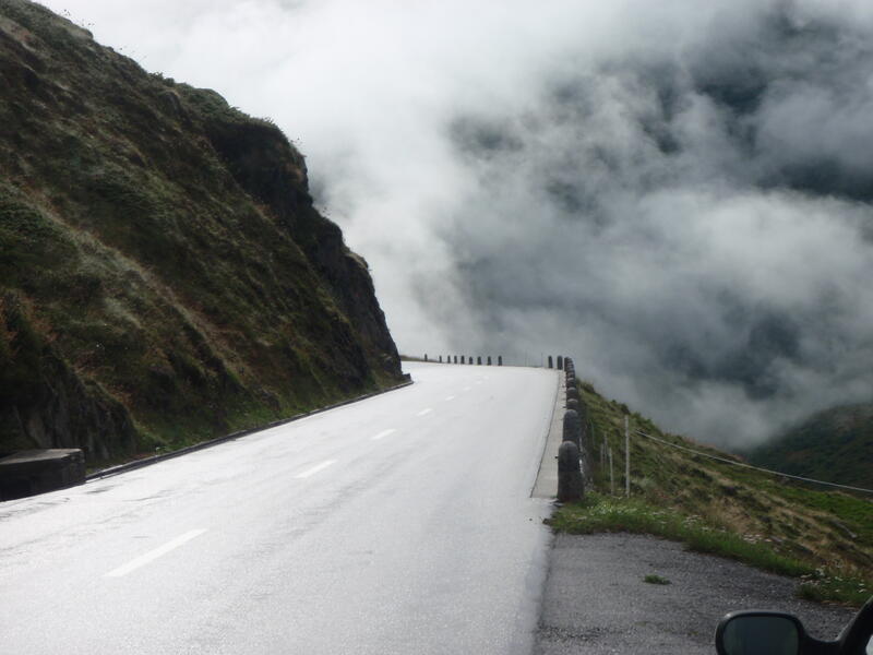 Descente de l’Oberalp (2’044m) dans la vallée du Rhin