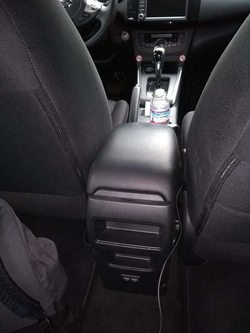 http://www.monorailc.at/hfr/2019/09/nissan/05_armrest.jpg